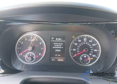 2021 Kia K5 Gt-Line z USA, uszkodzony, nr VIN 5XXG64J24MG076197